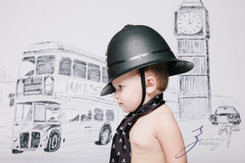 Draw and Crawl the World - Creative Children Photography by Zorz Studios (13)