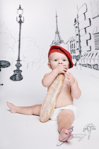 Draw and Crawl the World - Creative Children Photography by Zorz Studios (5)