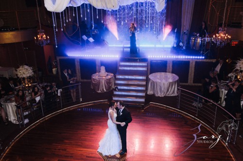 Wind Tunnel: Vlada + Alex = Cold NYC Wedding | Zorz Studios