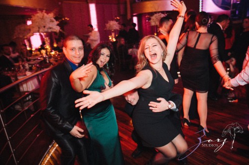 Wind Tunnel: Vlada + Alex = Cold NYC Wedding | Zorz Studios