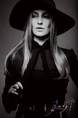 Effortless, Powerful, Classic: Beauty Portraiture | Zorz Studios