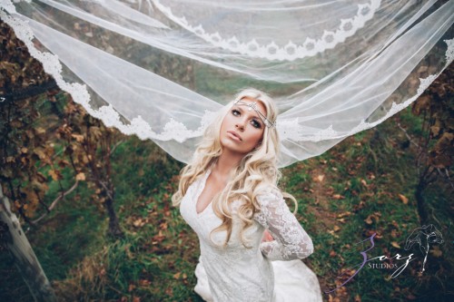Equestrian Vines: Shannon + Al = Poetic Trash the Dress Session | Zorz Studios