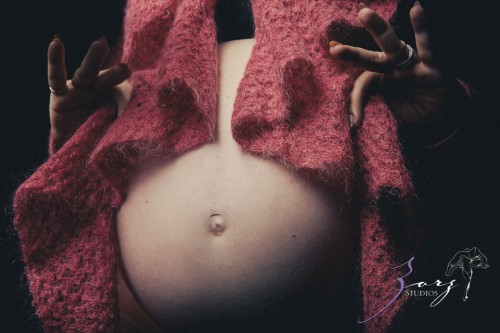 Copy and Paste: Fun Maternity Shoot | Zorz Studios