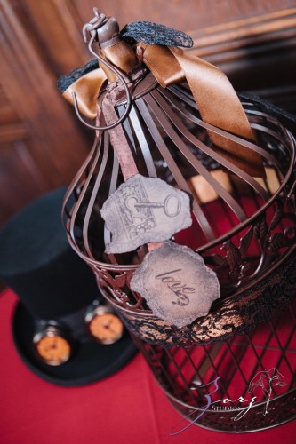 Annie + Chris = Steampunk Wedding | Zorz Studios