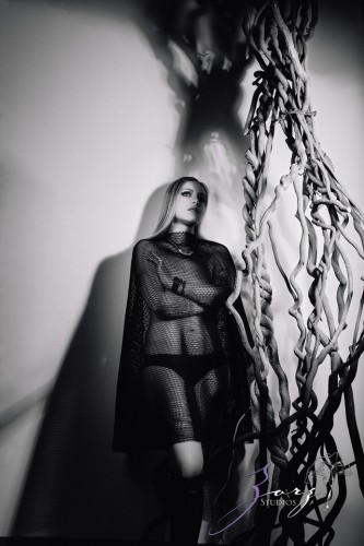Valentines Are Red: (Not Your Typical) Boudoir Marathon 2015 | Zorz Studios