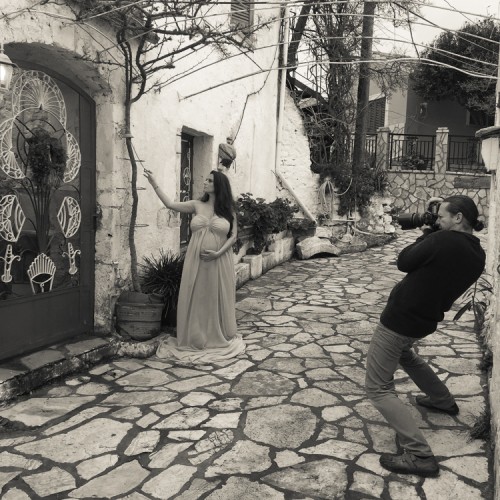 Sprout to Roots: Destination Maternity Shoot in Greece | Zorz Studios