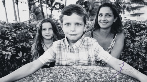 Blue Birdies: Model-Like Family Portraits in Miami, FL | Zorz Studios