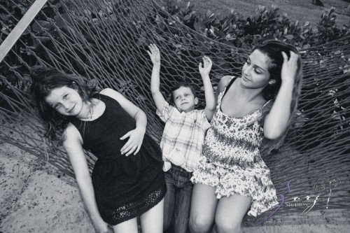 Blue Birdies: Model-Like Family Portraits in Miami, FL | Zorz Studios