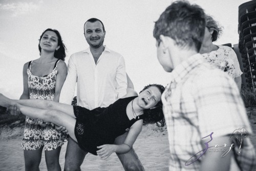 Blue Birdies: Model-Like Family Portraits in Miami, FL | Zorz Studios