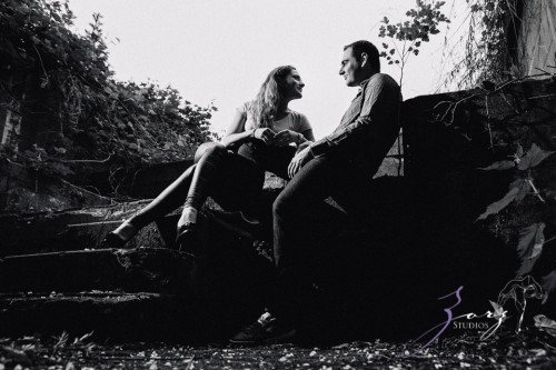 Wholed Up: Kate + Ross = Engagement Session | Zorz Studios
