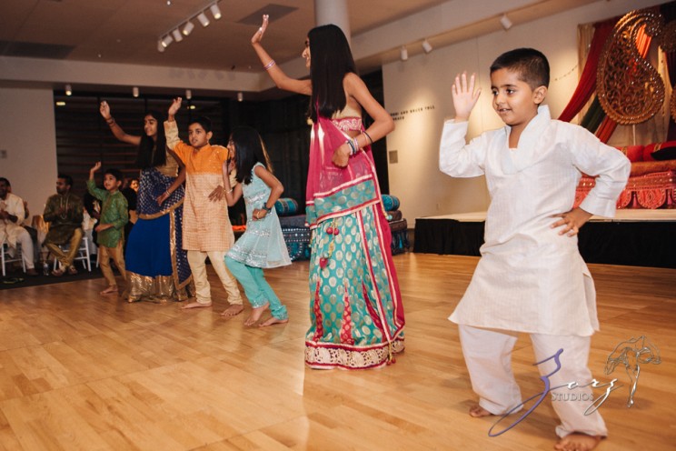 Phillyng in Love: Shruti + Milan = Indian Wedding | Zorz Studios