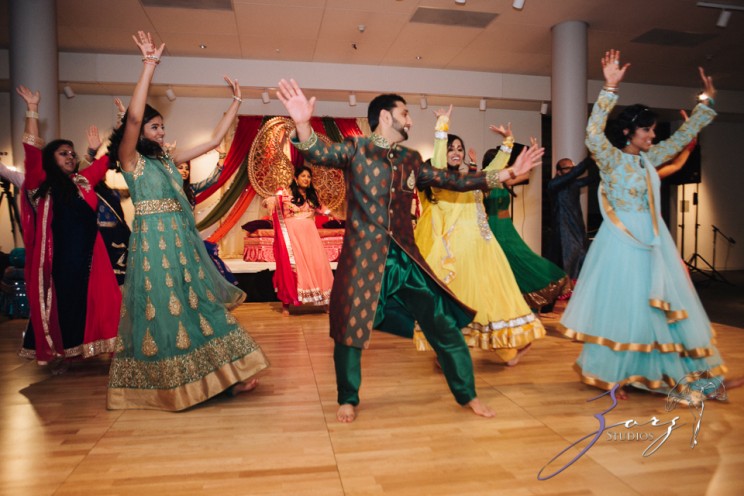 Phillyng in Love: Shruti + Milan = Indian Wedding | Zorz Studios