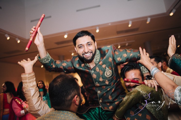 Phillyng in Love: Shruti + Milan = Indian Wedding | Zorz Studios