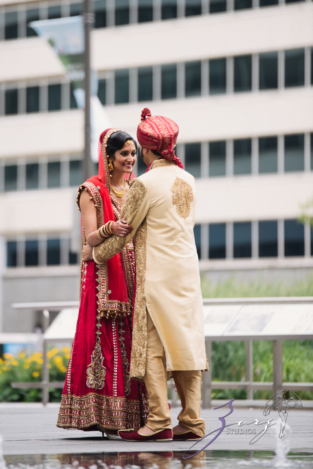 Phillyng in Love: Shruti + Milan = Indian Wedding | Zorz Studios