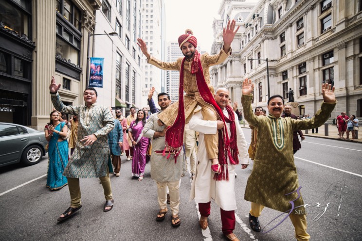 Phillyng in Love: Shruti + Milan = Indian Wedding | Zorz Studios