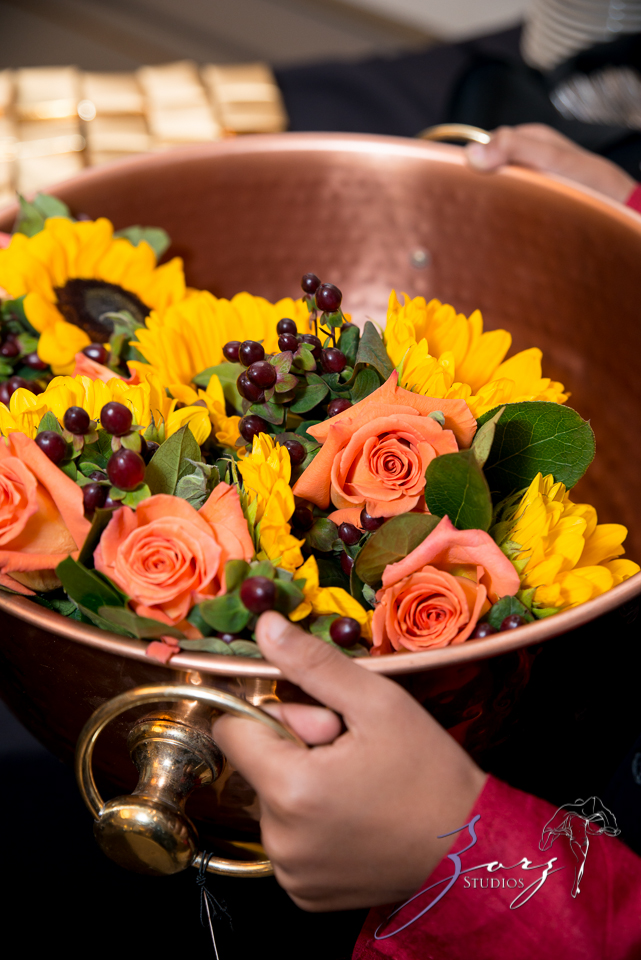 Phillyng in Love: Shruti + Milan = Indian Wedding | Zorz Studios