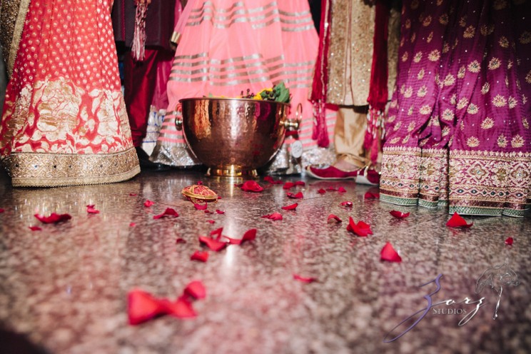 Phillyng in Love: Shruti + Milan = Indian Wedding | Zorz Studios