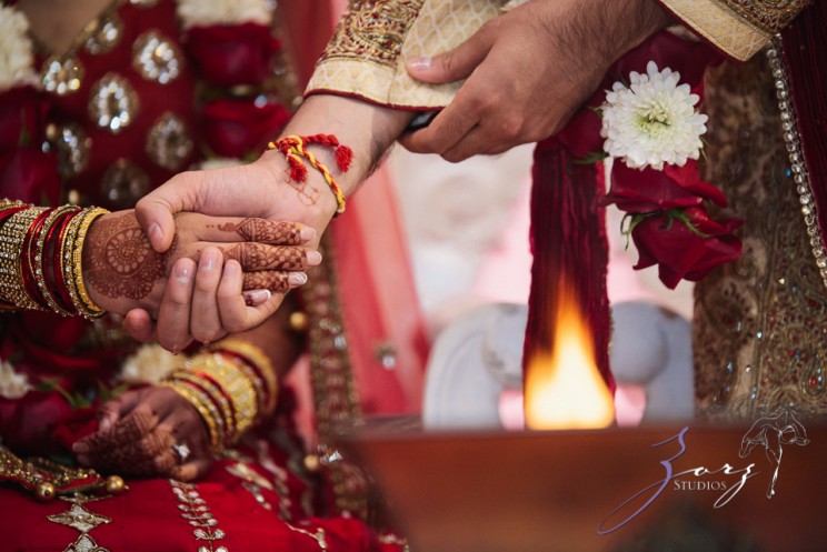 Phillyng in Love: Shruti + Milan = Indian Wedding | Zorz Studios