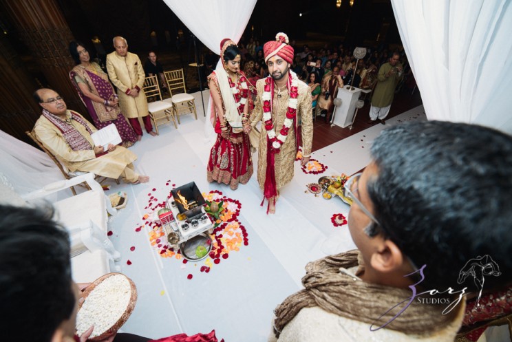 Phillyng in Love: Shruti + Milan = Indian Wedding | Zorz Studios