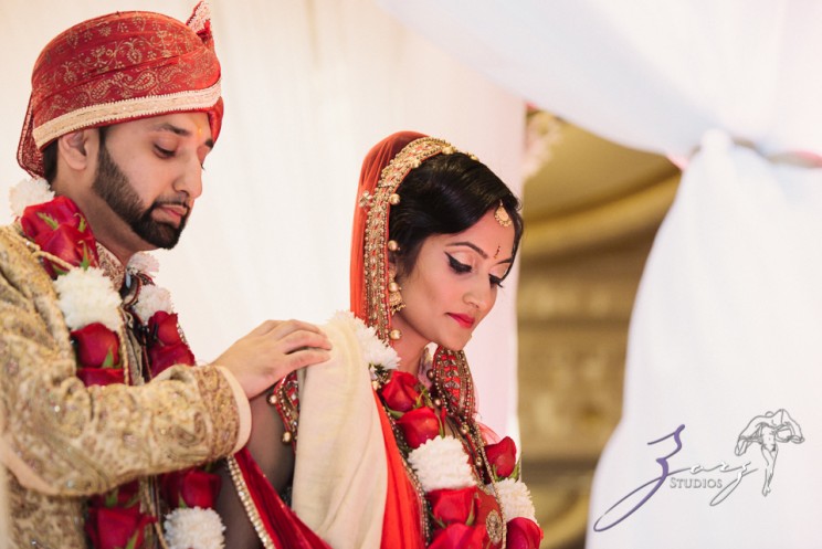 Phillyng in Love: Shruti + Milan = Indian Wedding | Zorz Studios