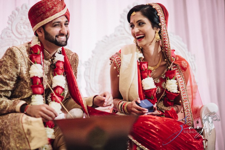 Phillyng in Love: Shruti + Milan = Indian Wedding | Zorz Studios
