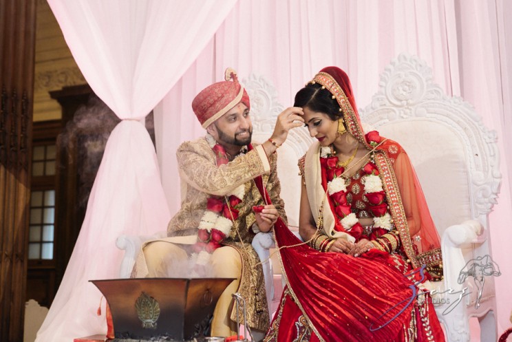 Phillyng in Love: Shruti + Milan = Indian Wedding | Zorz Studios