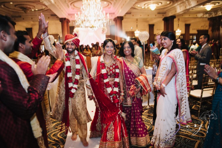 Phillyng in Love: Shruti + Milan = Indian Wedding | Zorz Studios
