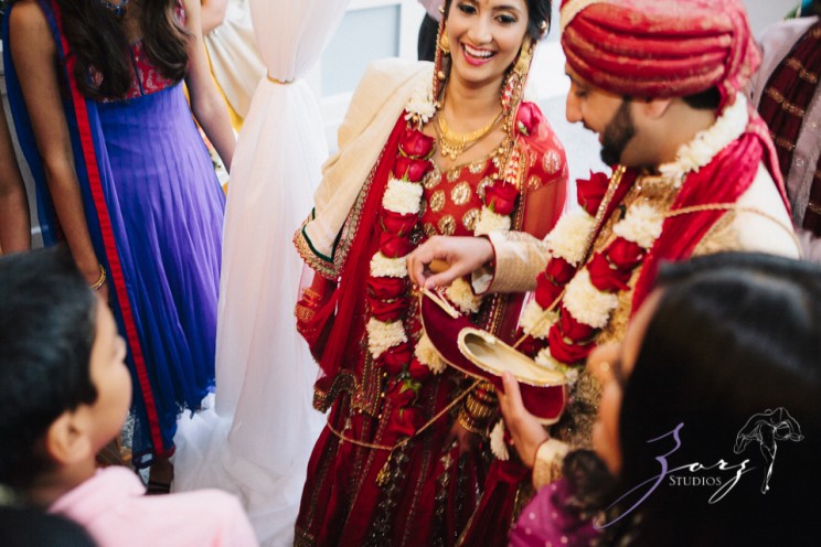 Phillyng in Love: Shruti + Milan = Indian Wedding | Zorz Studios