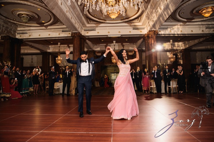 Phillyng in Love: Shruti + Milan = Indian Wedding | Zorz Studios