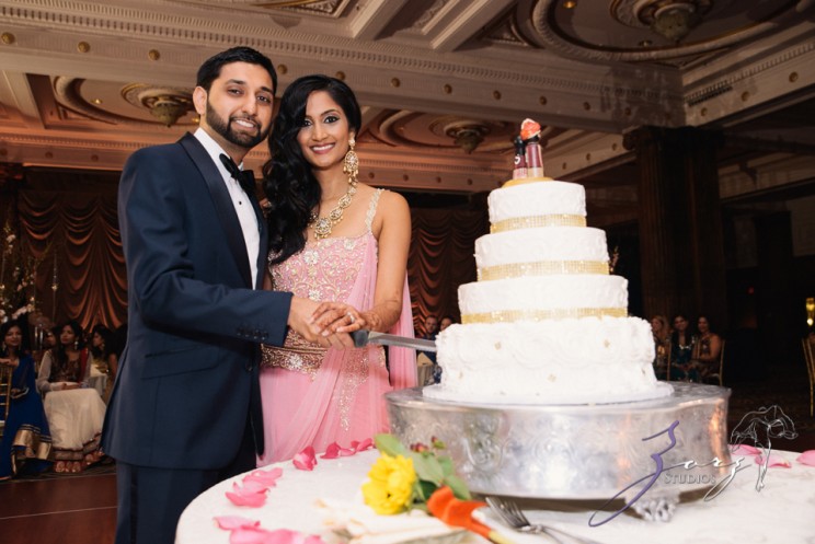 Phillyng in Love: Shruti + Milan = Indian Wedding | Zorz Studios