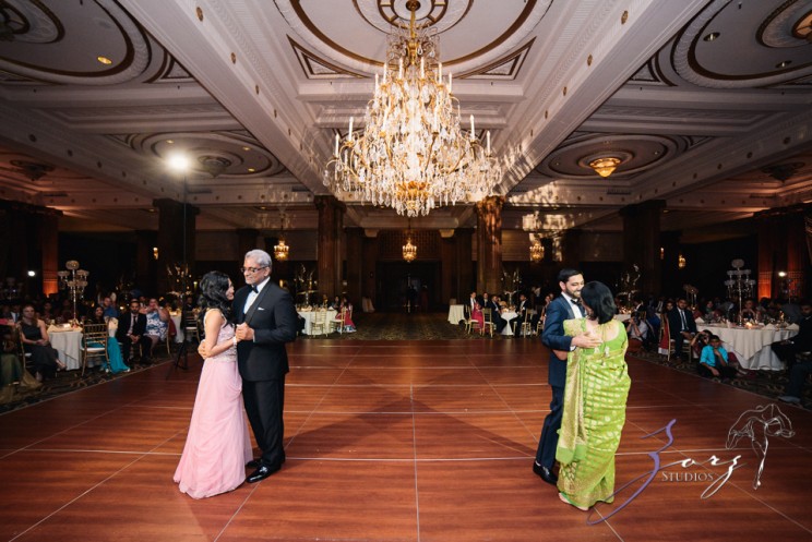 Phillyng in Love: Shruti + Milan = Indian Wedding | Zorz Studios