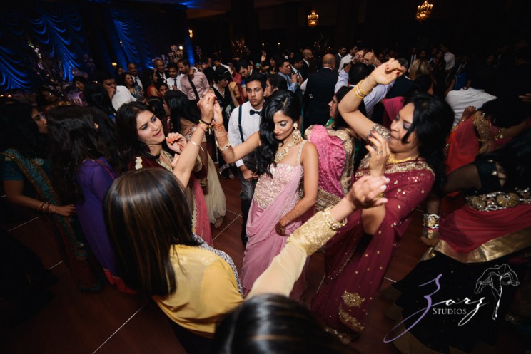 Phillyng in Love: Shruti + Milan = Indian Wedding | Zorz Studios