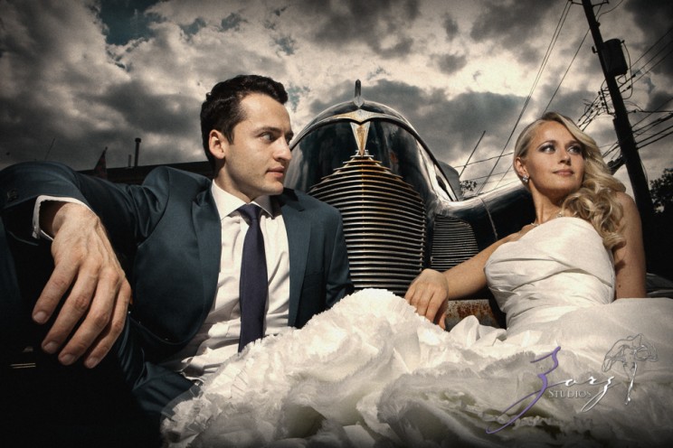 Heirloom: Alyona + Elman = Retro Trash-the-Dress Session | Zorz Studios