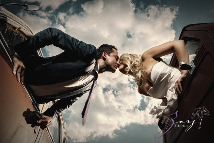 Heirloom: Alyona + Elman = Retro Trash-the-Dress Session | Zorz Studios
