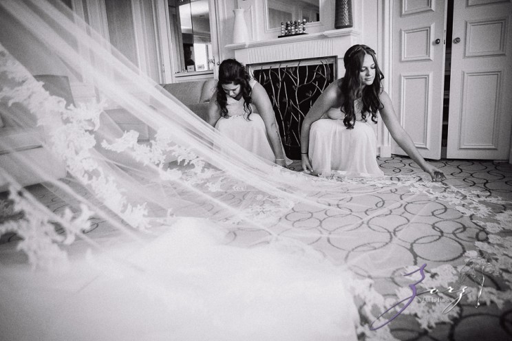 I Fancy You: Dana + John = Fashionable Wedding | Zorz Studios