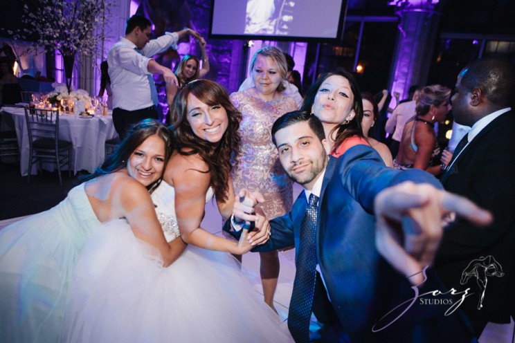 I Fancy You: Dana + John = Fashionable Wedding | Zorz Studios