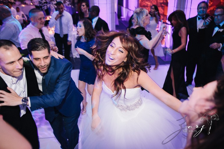 I Fancy You: Dana + John = Fashionable Wedding | Zorz Studios