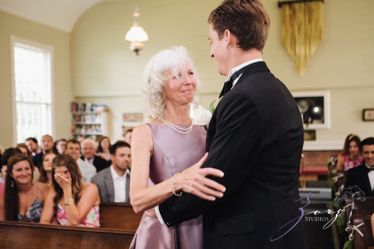 Wolke 9: Jana + David = German-American Rustic Wedding | Zorz Studios