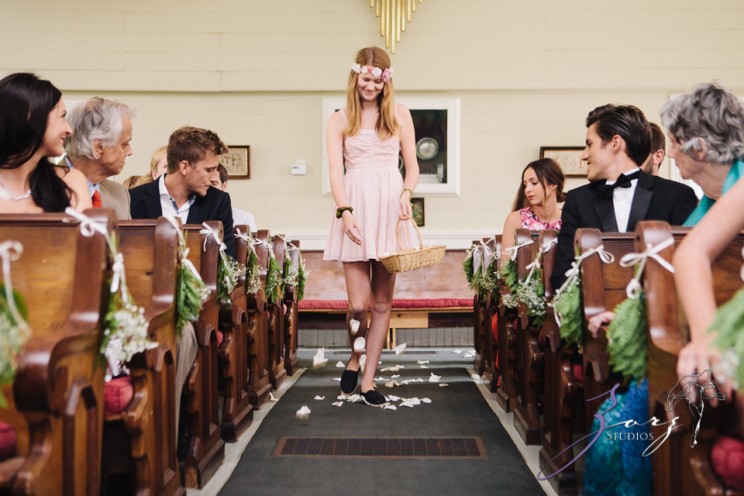 Wolke 9: Jana + David = German-American Rustic Wedding | Zorz Studios