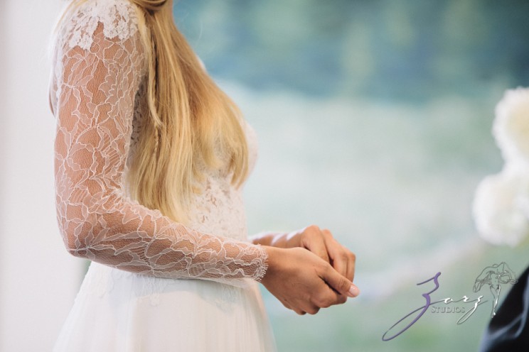 Wolke 9: Jana + David = German-American Rustic Wedding | Zorz Studios