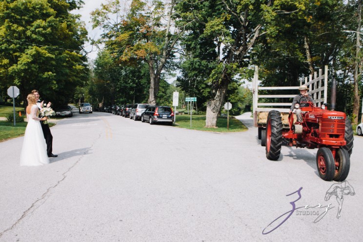 Wolke 9: Jana + David = German-American Rustic Wedding | Zorz Studios