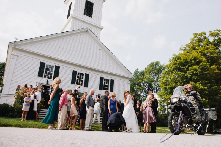 Wolke 9: Jana + David = German-American Rustic Wedding | Zorz Studios