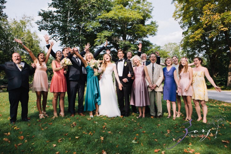 Wolke 9: Jana + David = German-American Rustic Wedding | Zorz Studios