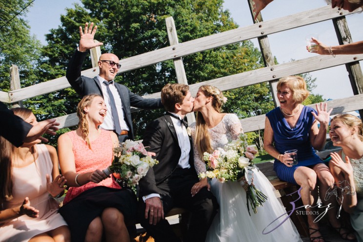 Wolke 9: Jana + David = German-American Rustic Wedding | Zorz Studios
