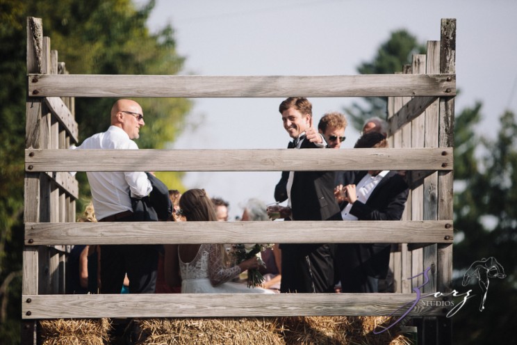 Wolke 9: Jana + David = German-American Rustic Wedding | Zorz Studios