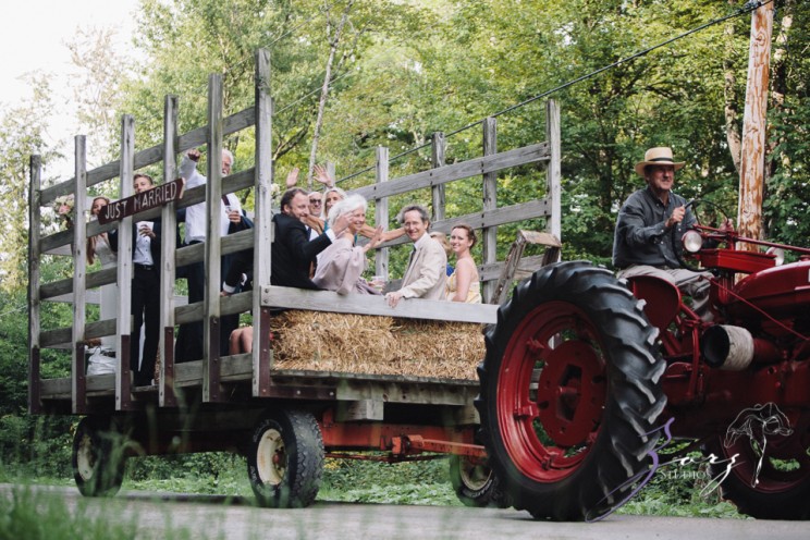 Wolke 9: Jana + David = German-American Rustic Wedding | Zorz Studios