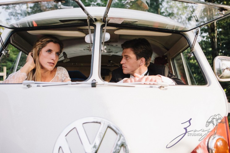 Wolke 9: Jana + David = German-American Rustic Wedding | Zorz Studios