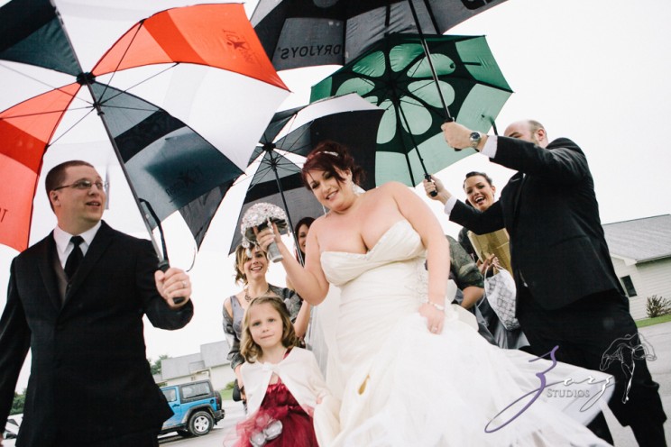 Strings Attached: Rachel + Aaron = Rocking Wedding | Zorz Studios