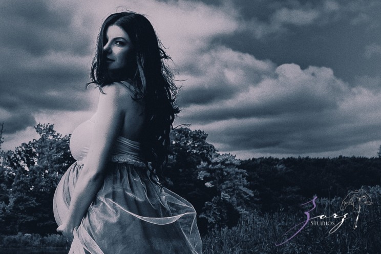 Even Longer: Maternity Session for Another Epic Bride | Zorz Studios