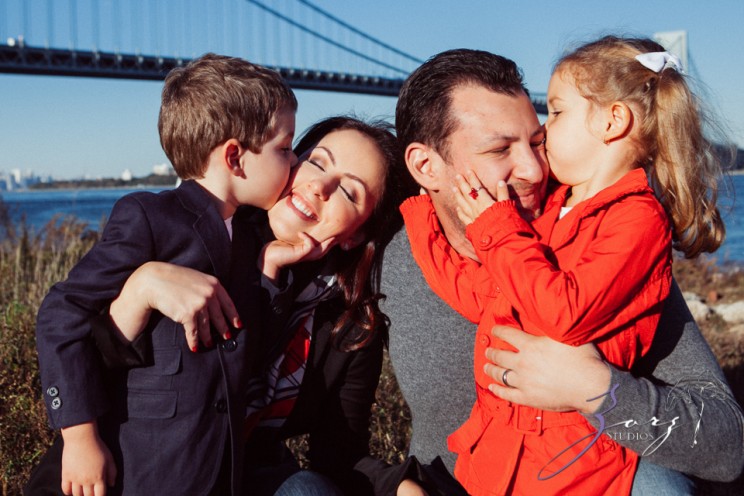 Double Shot: Family Portraits for a Fellow Photographer | Zorz Studios
